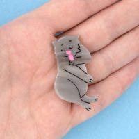 grey-cat-hair-clip